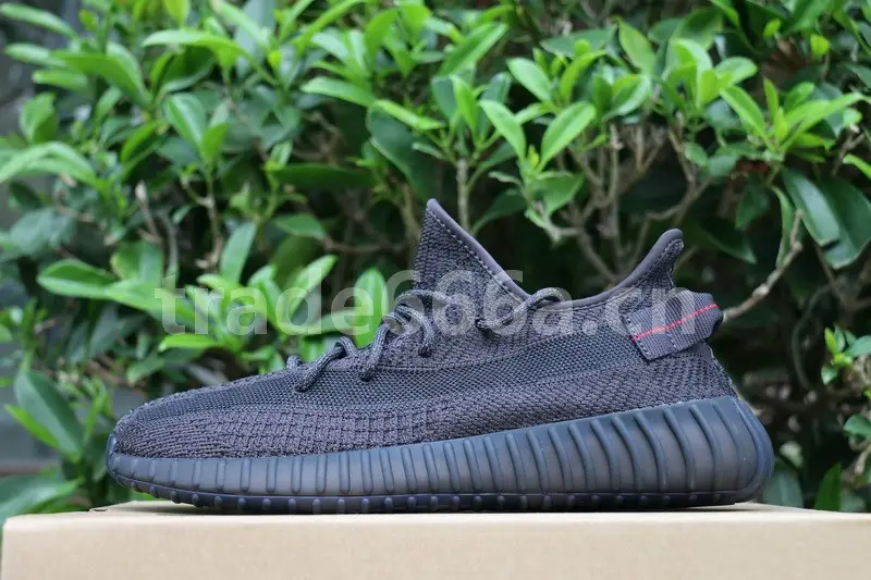 Authentic Yeezy Boost 350 V2 Static Black full-reflective 