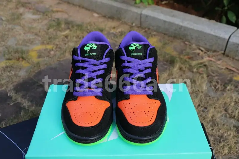 Authentic Nike SB Dunk Low “Night of Mischief” 