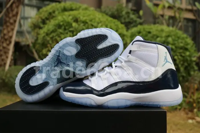Authentic Air Jordan 11 “Midnight Navy” GS 