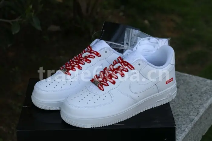 Authentic Supreme x Nike Air Force 1 Low DADFC1466