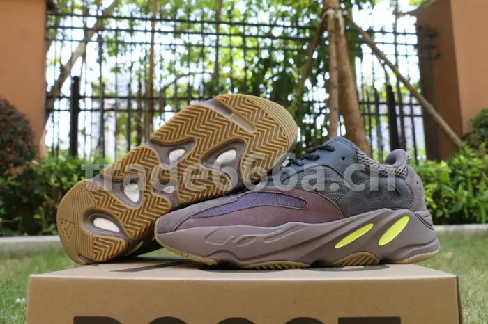 Authentic Yeezy Boost 700 “Mauve” 