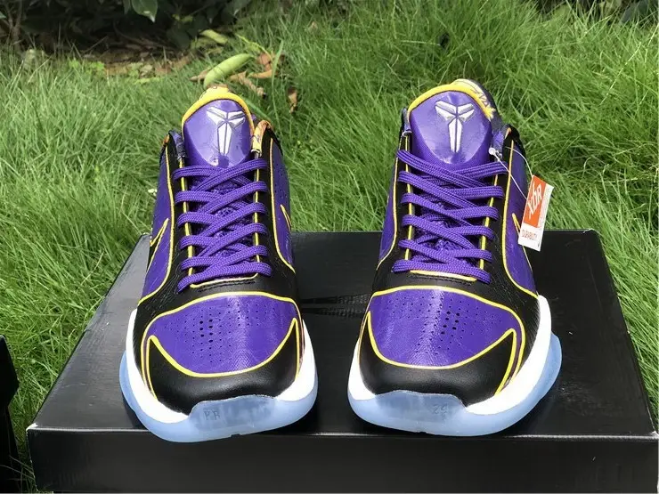 Authentic Nike Zoom Kobe 5 Protro Lakers 