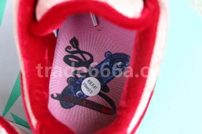 Authentic StrangeLove x Nike SB Dunk Low SB 
