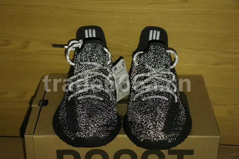 Authentic Yeezy Boost 350 V2 Static Black full-reflective 