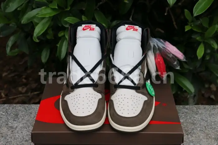 Authentic Travis Scott x Air Jordan 1 High OG TS SP 