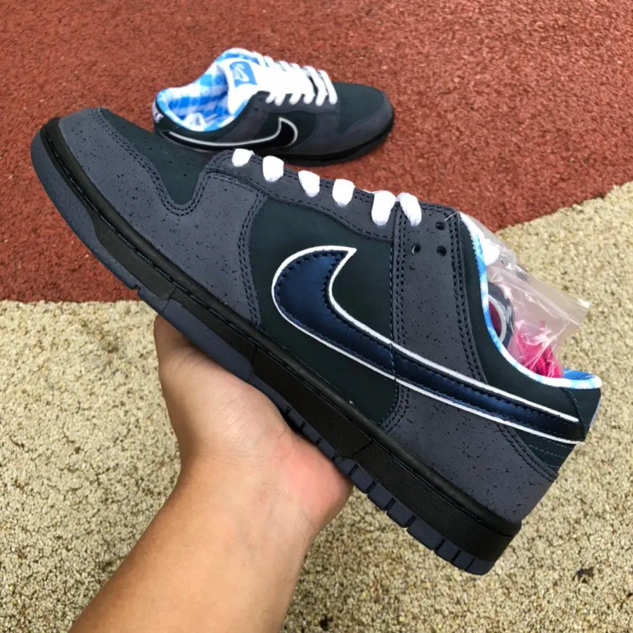 Authentic Nike Dunk SB Low Blue Lobster 