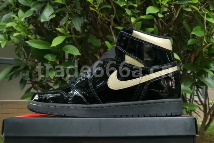 Authentic Air Jordan 1 High “Black Metallic Gold” 