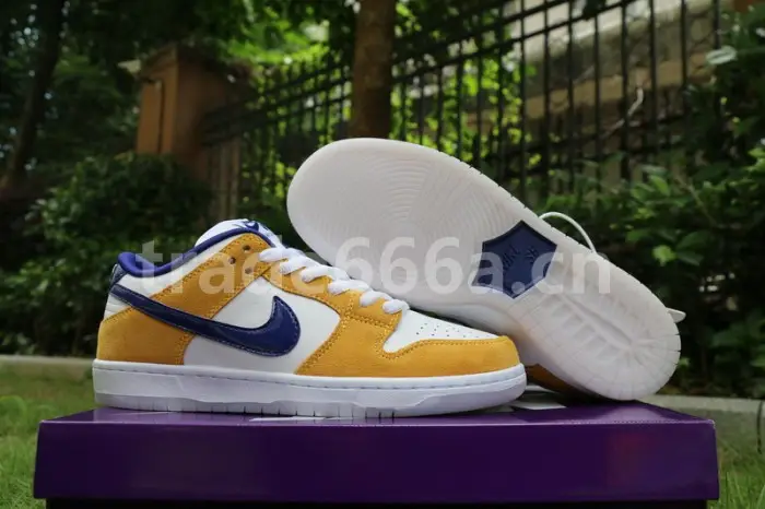 Authentic Nike Dunk SB Pro “Laser Orange” 