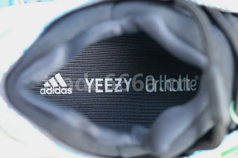 Authentic Yeezy 700 V3 “Azareth” 