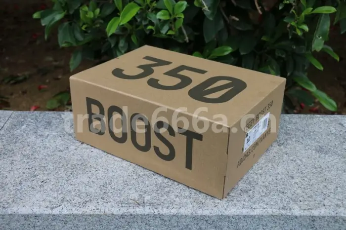 Authentic Yeezy Boost 350 V2 Static Black full-reflective 