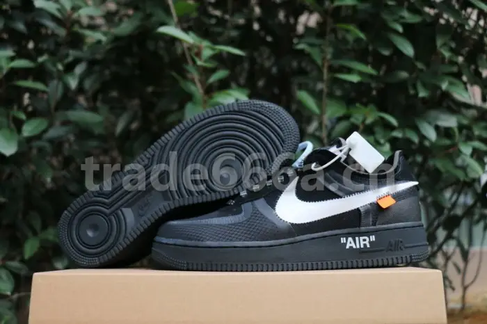 Authentic OFF-WHITE x Nike Air Force 1 Low Black Women size EFDF2681