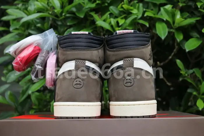 Authentic Travis Scott x Air Jordan 1 High OG TS SP 