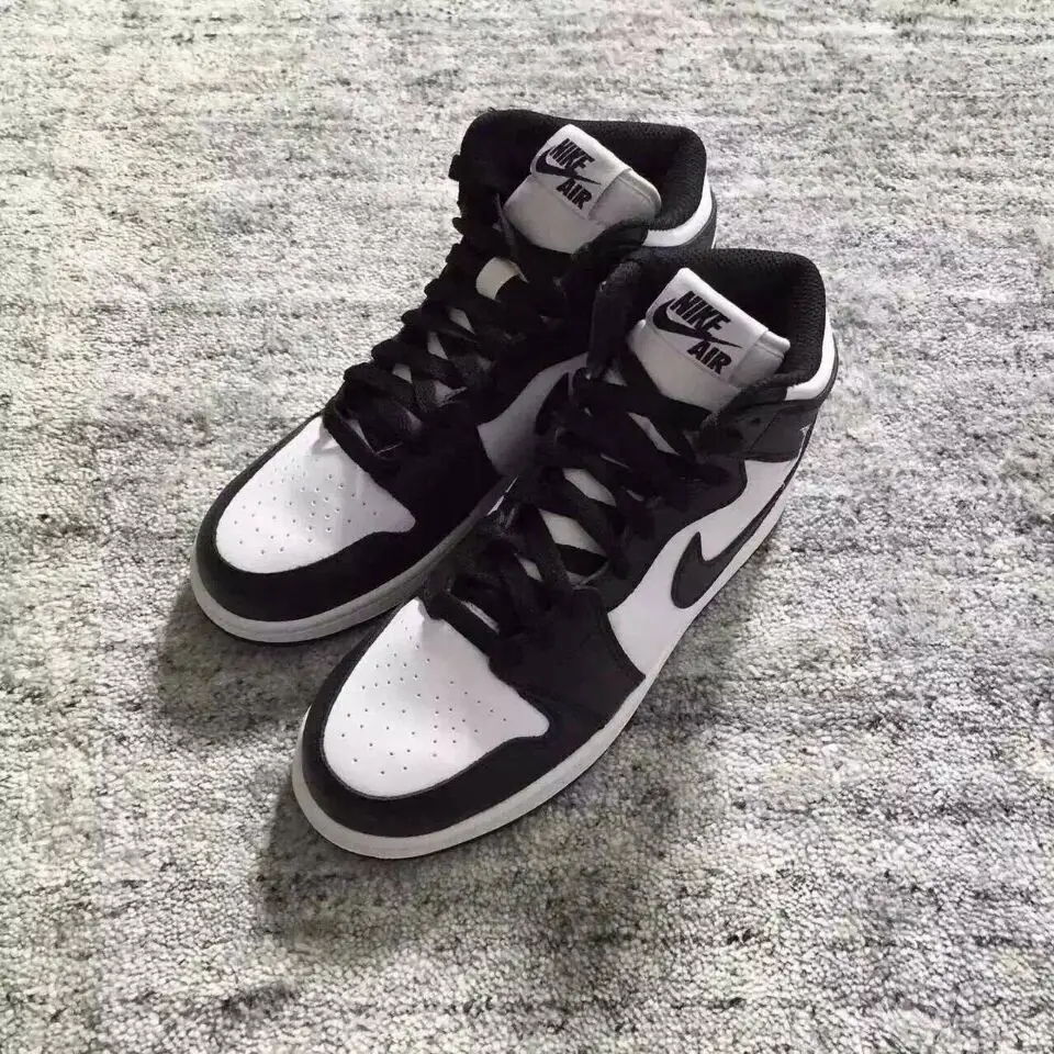Authentic Air Jordan 1 OG Retro High Black White GS 