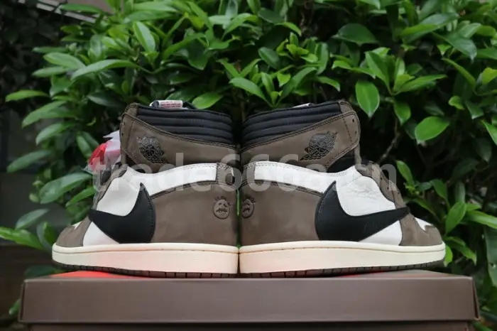 Authentic Travis Scott x Air Jordan 1 High OG TS SP 