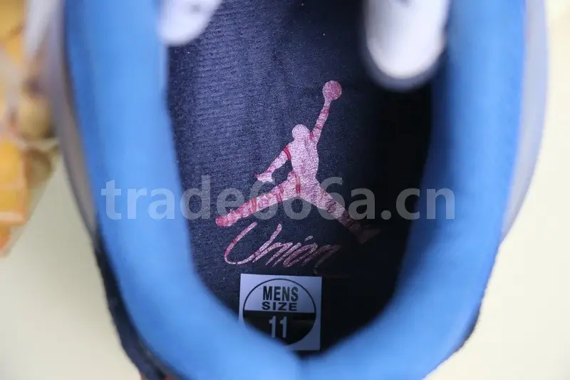 Authentic Union x Air Jordan 4 