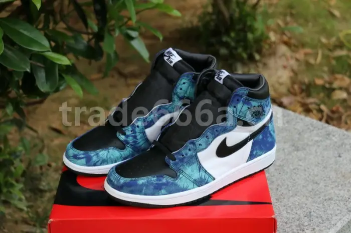 Authentic Air Jordan 1 Retro High OG “Tie Dye” DBA24