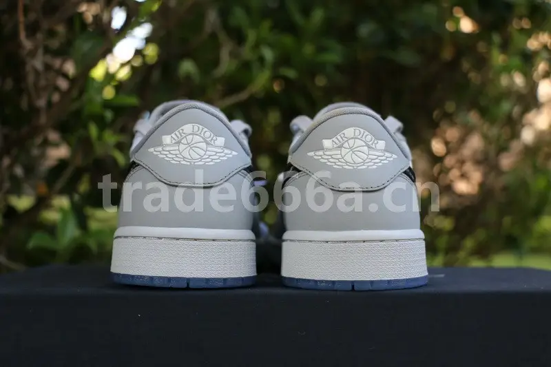 Authentic Dior x Ai Jordan 1 Low Top (with dior boxes) 