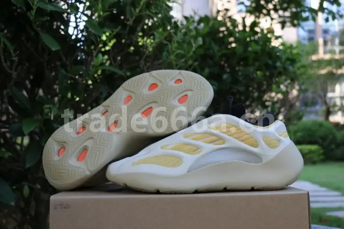 Authentic Yeezy 700 V3 “Srphym” 