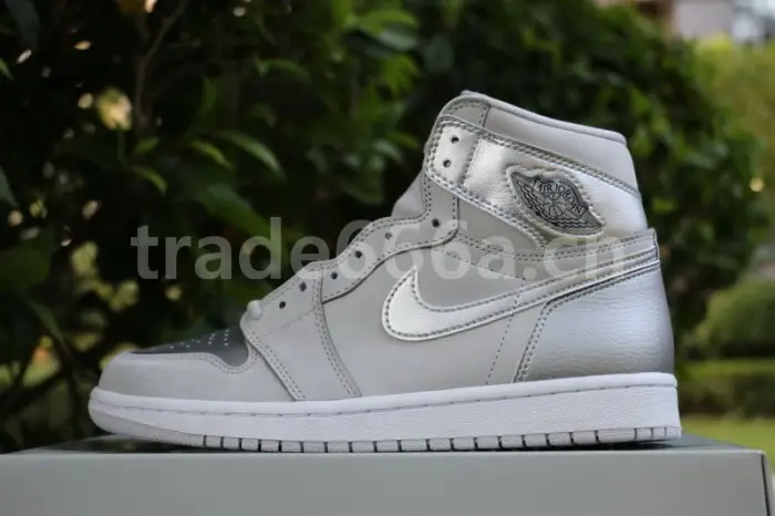 Authentic Air Jordan 1 High OG “Japan” 