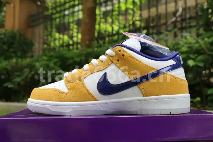 Authentic Nike Dunk SB Pro “Laser Orange” 