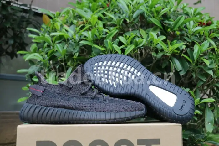 Authentic Yeezy Boost 350 V2 Static Black full-reflective 