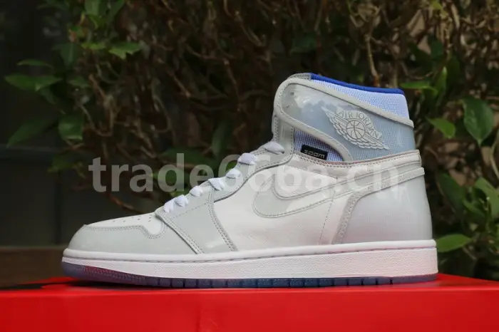 Authentic Air Jordan 1 High Zoom R2T 