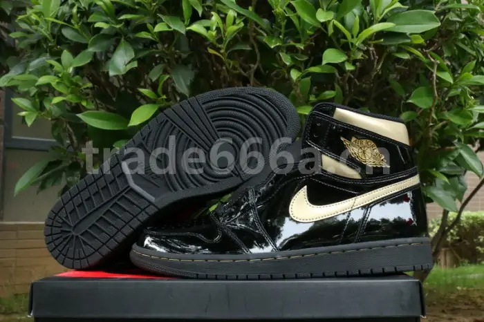 Authentic Air Jordan 1 High “Black Metallic Gold” 