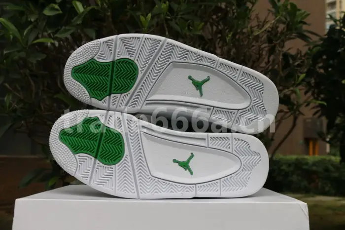 Authentic Air Jordan 4 “Pine Green” 