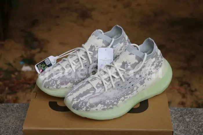 Authentic Yeezy Boost 380 “Alien” FEDEA318