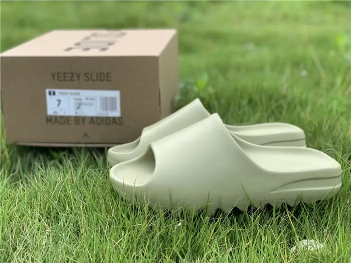 Yeezy Slide-003 