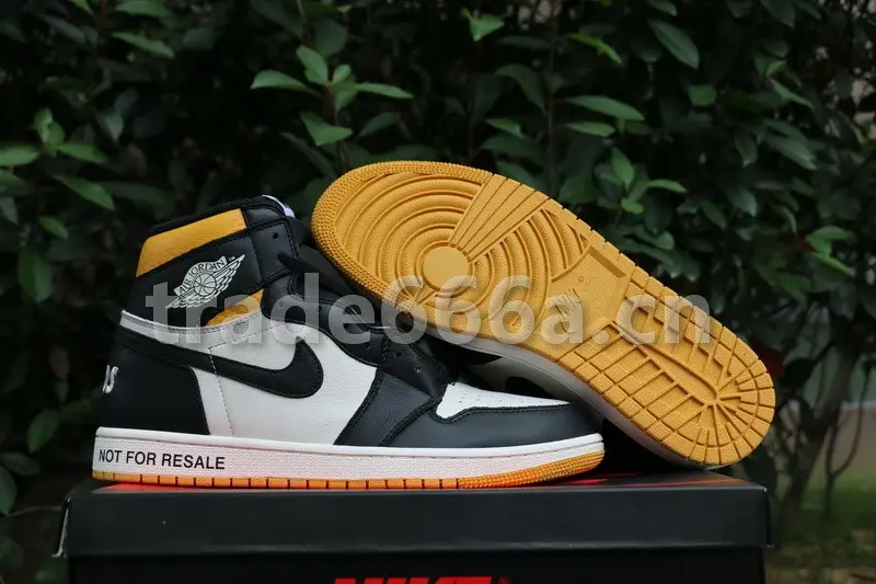 Authentic Air Jordan 1 NRG “No L’s” Black Yellow 