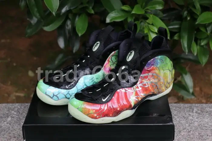 Authentic Nike Air Foamposite One “Green Strike” DEF575