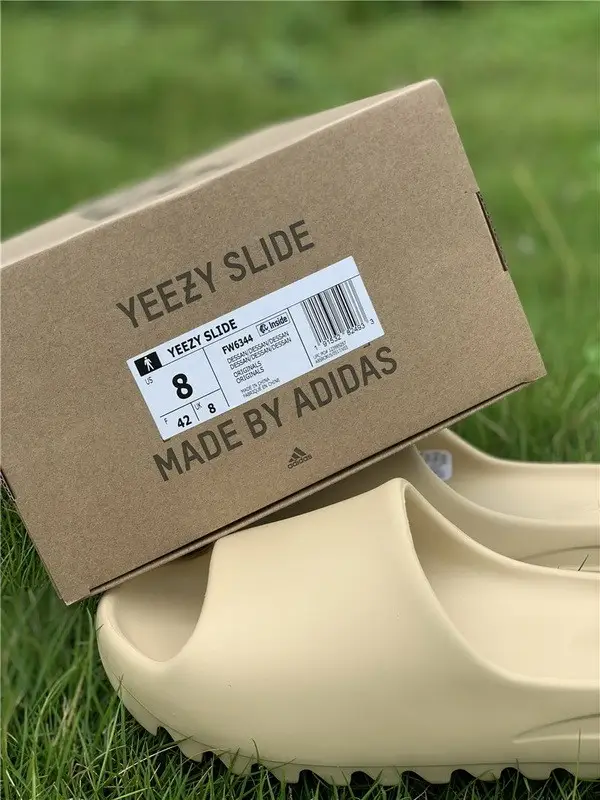 Yeezy Slide-002 