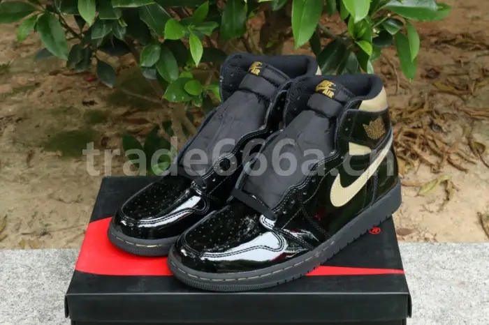 Authentic Air Jordan 1 High “Black Metallic Gold” 
