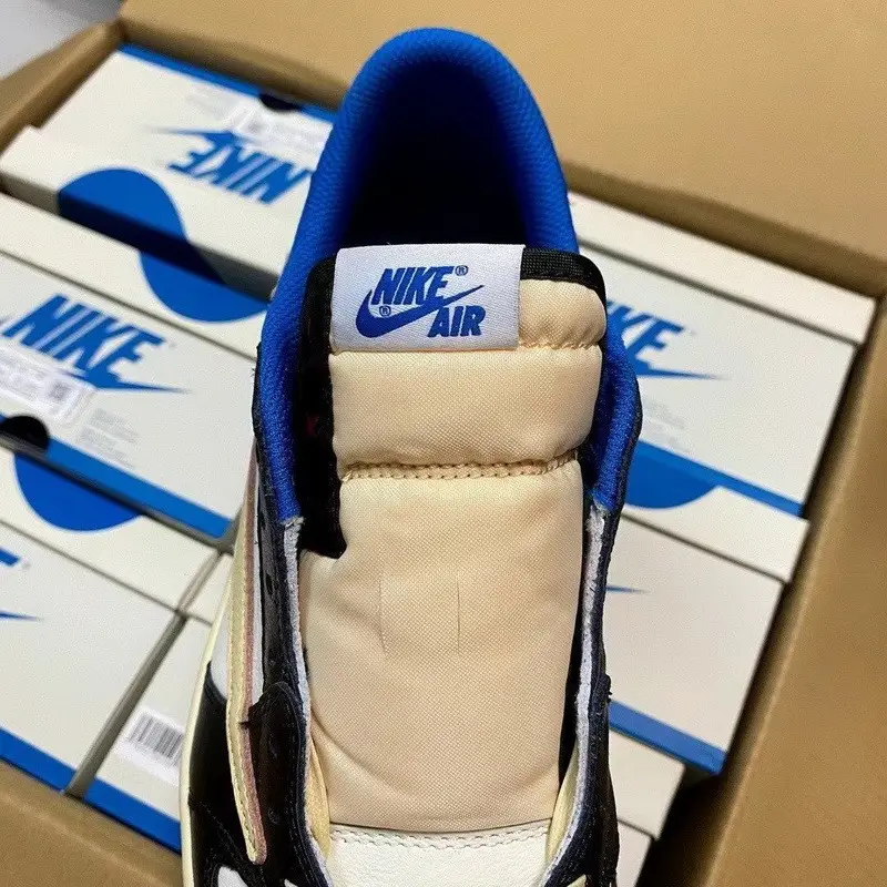 Authentic Travis Scott x Air Jordan 1 Low 