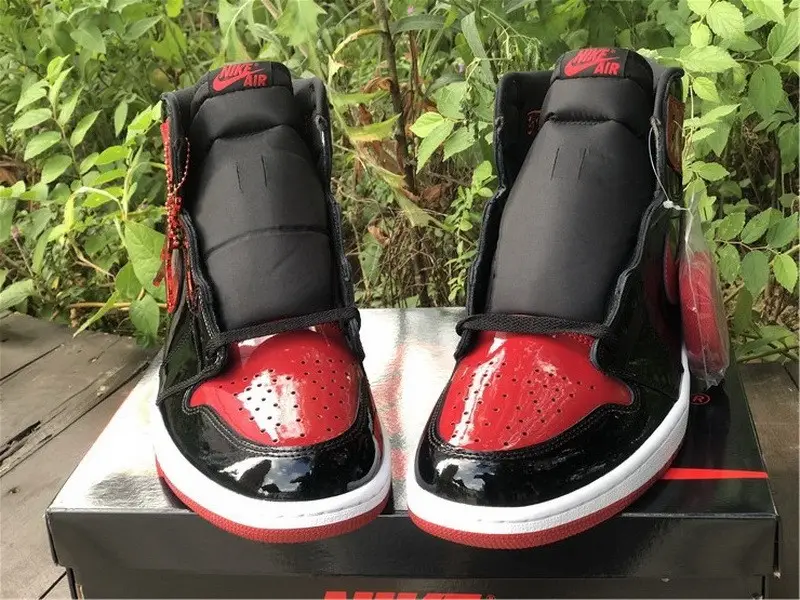 Authentic Air Jordan 1 High OG “Bred Patent” 