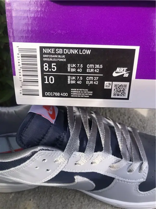 Authentc Nike Dunk SB Low Grey Dark 