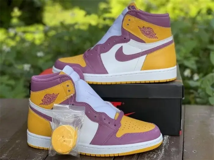Authentic Air Jordan 1 High OG “Brotherhood” 
