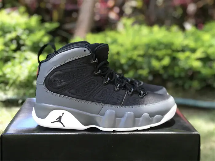 Authentic Air Jordan 9 Retro “Particle Grey” 
