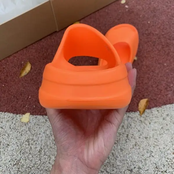 Yeezy Slide-010 DAFCD372