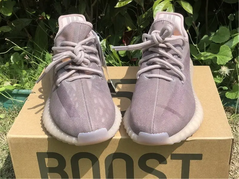Authentic Yeezy Boost 350 V2“Mono Mist” 