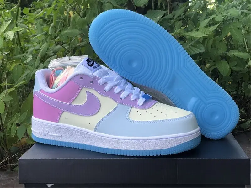 Authentic Nike Air Force 1 '07 LX Photochromic 