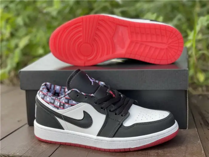 Authentc Air Jordan 1 Low “Quai 54” 
