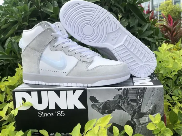 Authentic Slam Jam x Nike Dunk High 