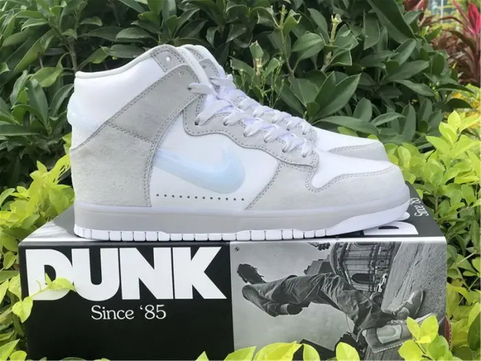 Authentic Slam Jam x Nike Dunk High 