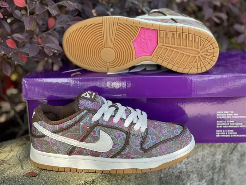 Authentic Nike SB Dunk Low Brown Paisley 