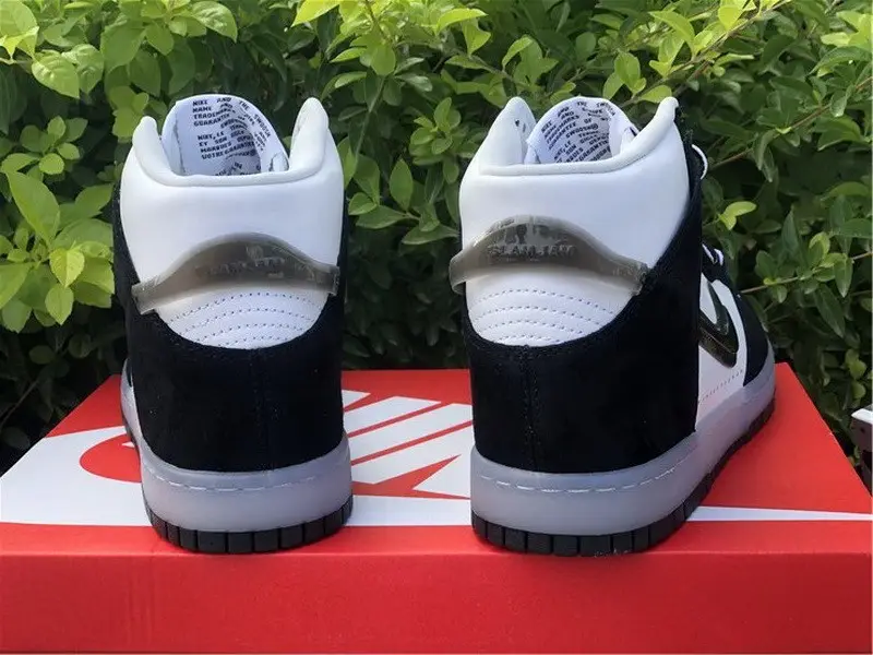 Authentic Slam Jam x Nike Dunk High Black 