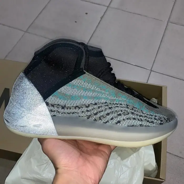 Authentic Yeezy Quantum Teal Blue AEFC540