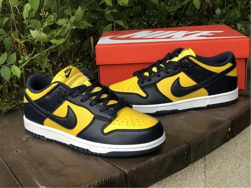 Authentic Nike Dunk Low Michigan 