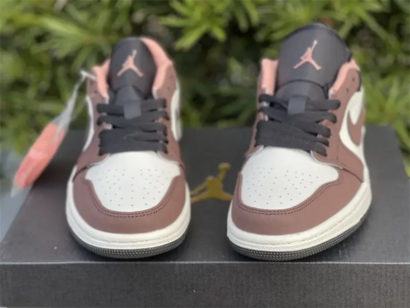 Authentic Air Jordan 1 Low “Mocha Brown” 